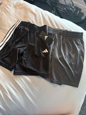 adidas Men’s Black and Gray Performance Training Shorts Set